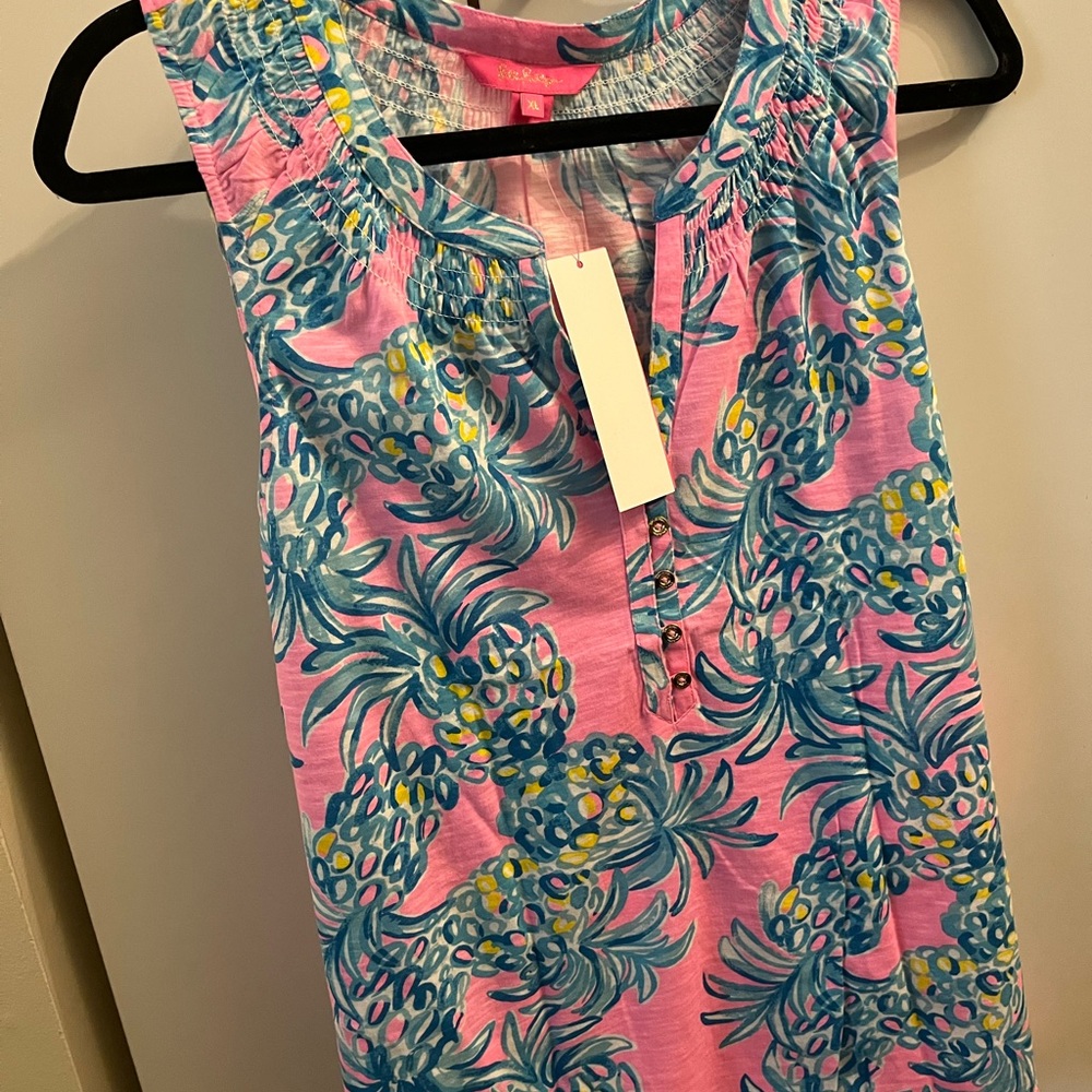 Lilly Pulitzer top size XL
